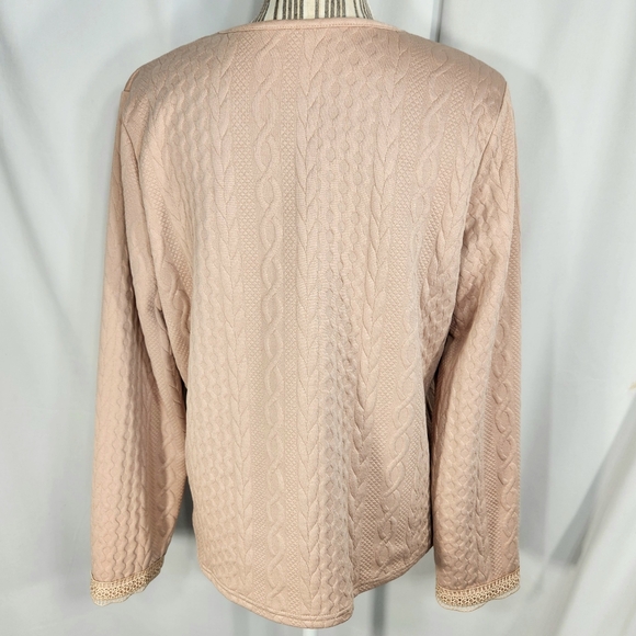 Liofoer Beige & Cream Lace Accent Neckline & Cuffs V Neck Textured Top Sz Large - Picture 5 of 6